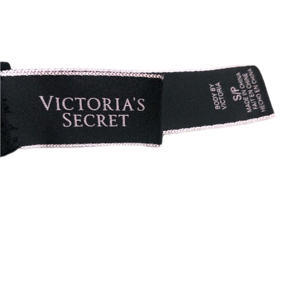 VICTORIA’S SECRET BLACK LACE BRALETTE - Picture 7 of 7